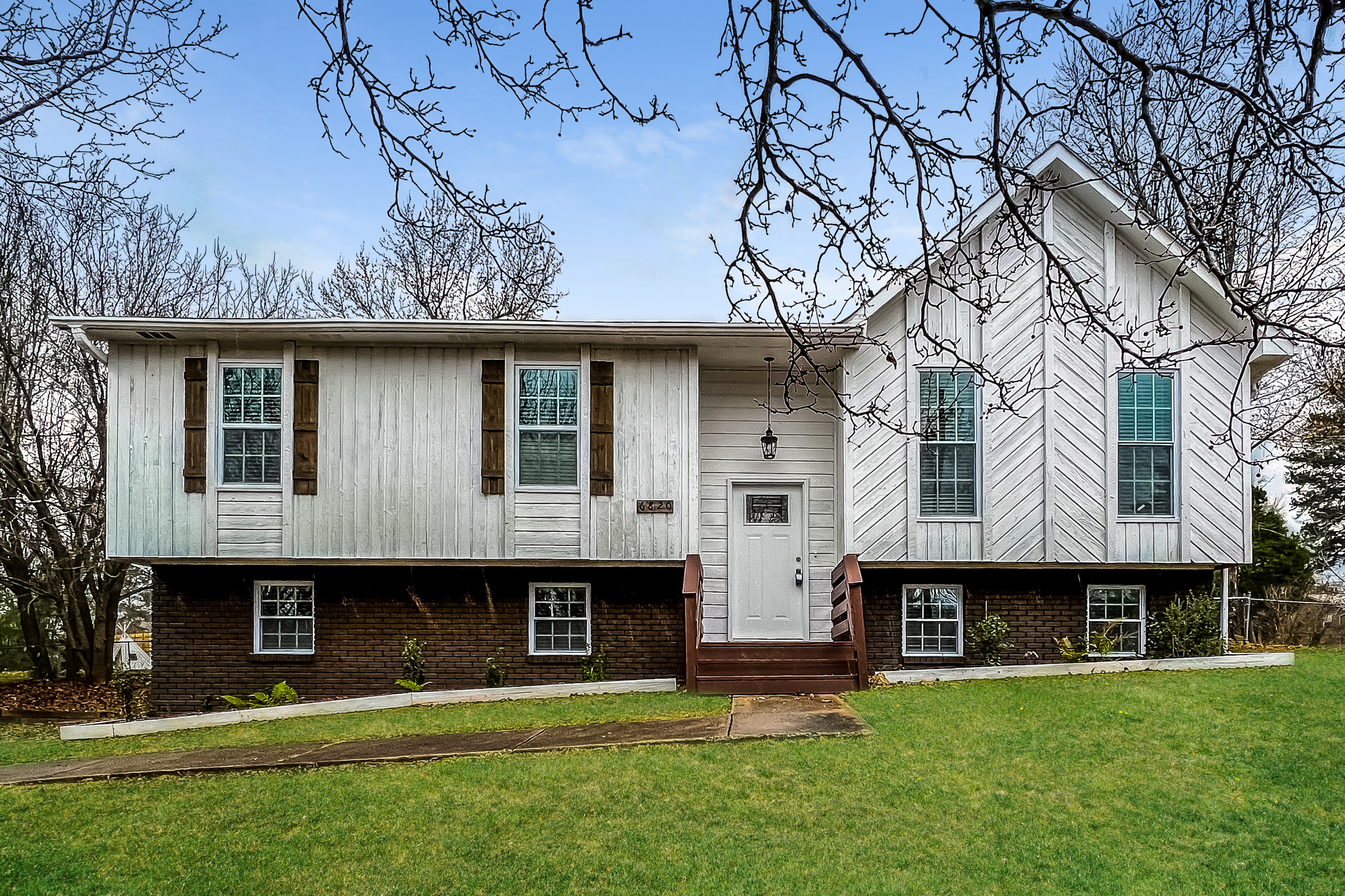 6820 BRIARWOOD DR PINSON, AL 35126